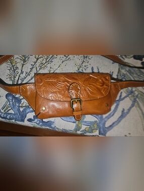 Patricia Nash Tooked Floral Leather Hip Pouch Or Cross Body Bag
